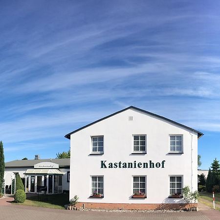 Kastanienhof Hotel Garni Зиновиц Екстериор снимка