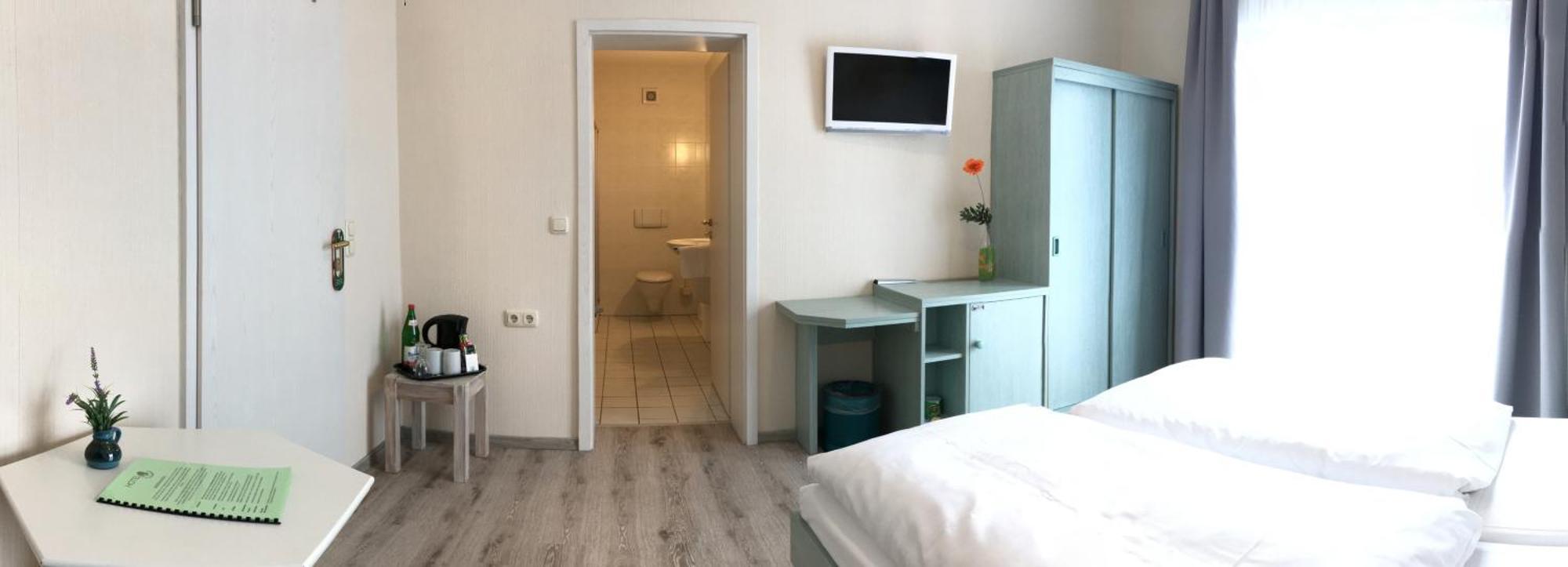 Kastanienhof Hotel Garni Зиновиц Стая снимка