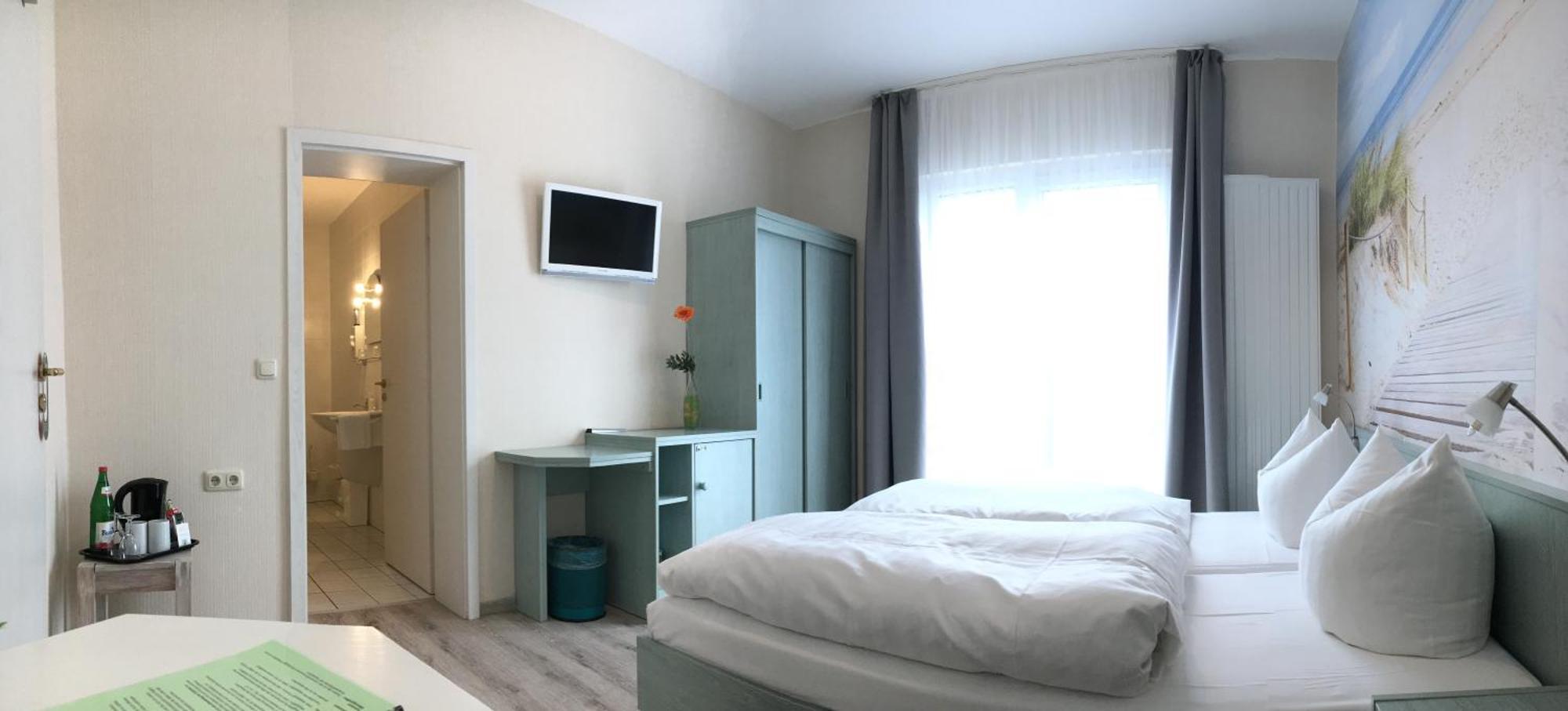 Kastanienhof Hotel Garni Зиновиц Екстериор снимка