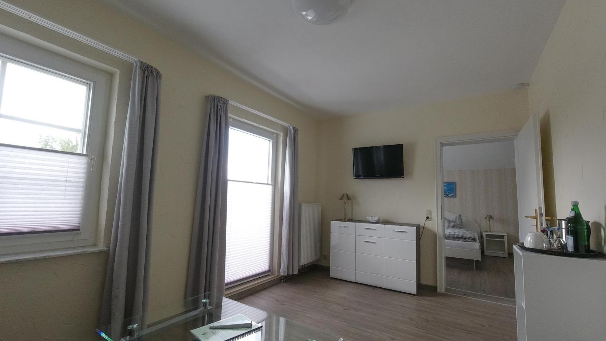 Kastanienhof Hotel Garni Зиновиц Стая снимка