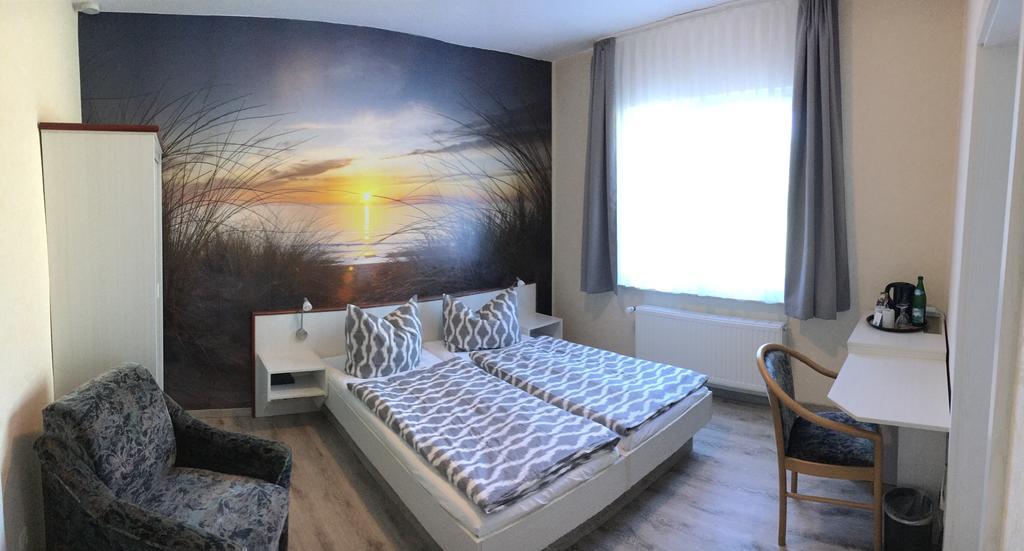 Kastanienhof Hotel Garni Зиновиц Екстериор снимка